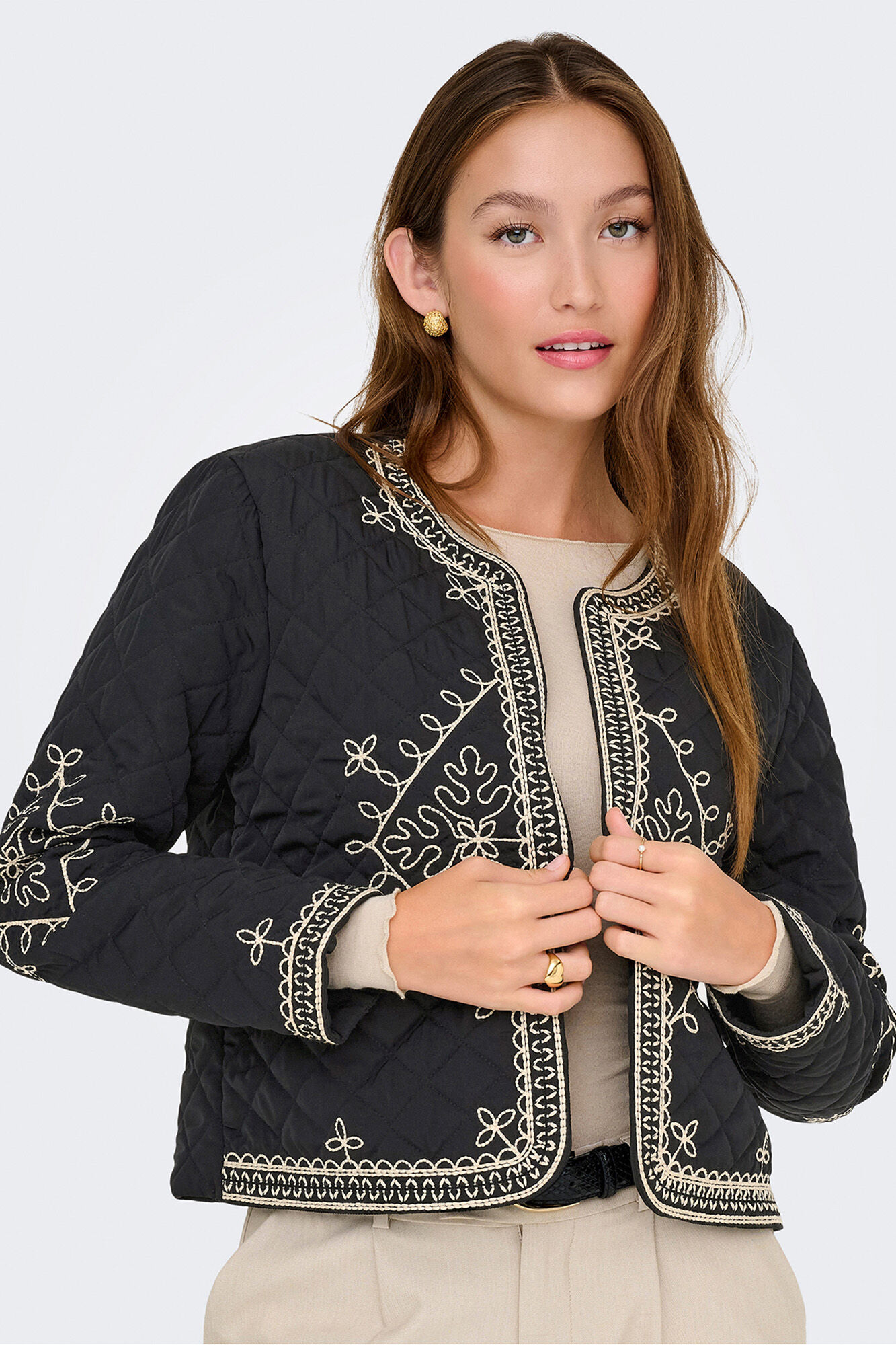 JDY Casaco acolchoada bordada