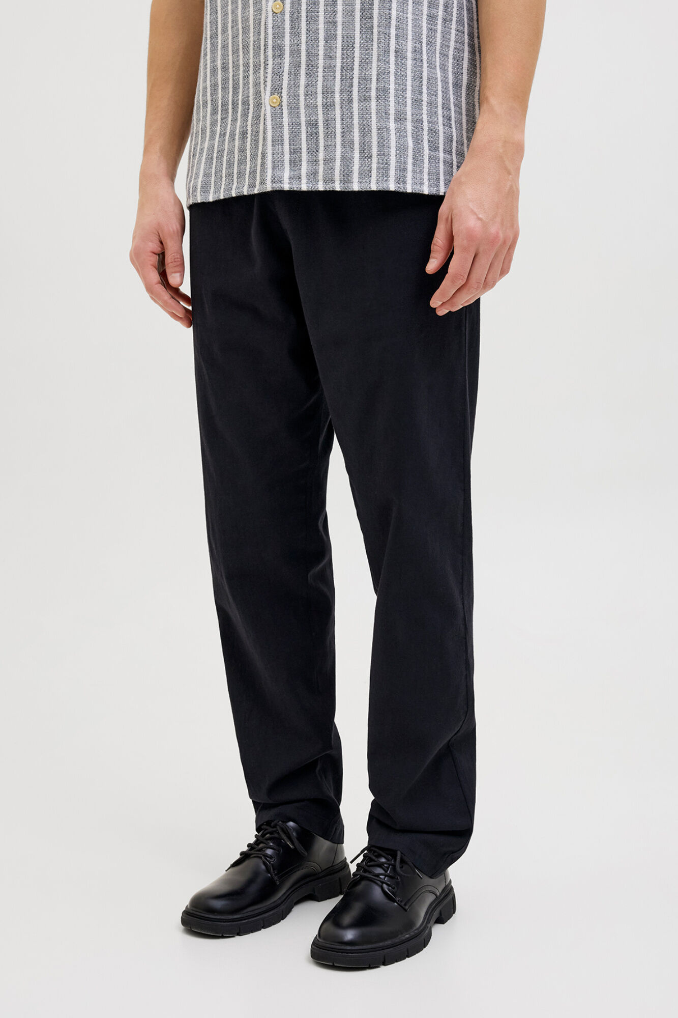 JJ REBEL Cal&ccedil;a jogger regular fit em linho