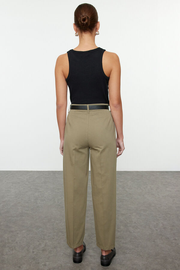 Trendyol Cal&ccedil;a cal&ccedil;a da mam&atilde;e Caqui escuro