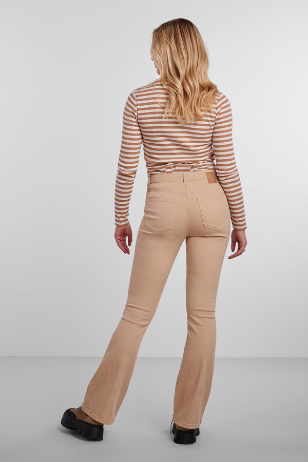 Pieces Jeans boca de sino cru