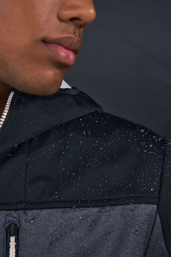 Springfield Parka t&eacute;cnica shoftshell negro