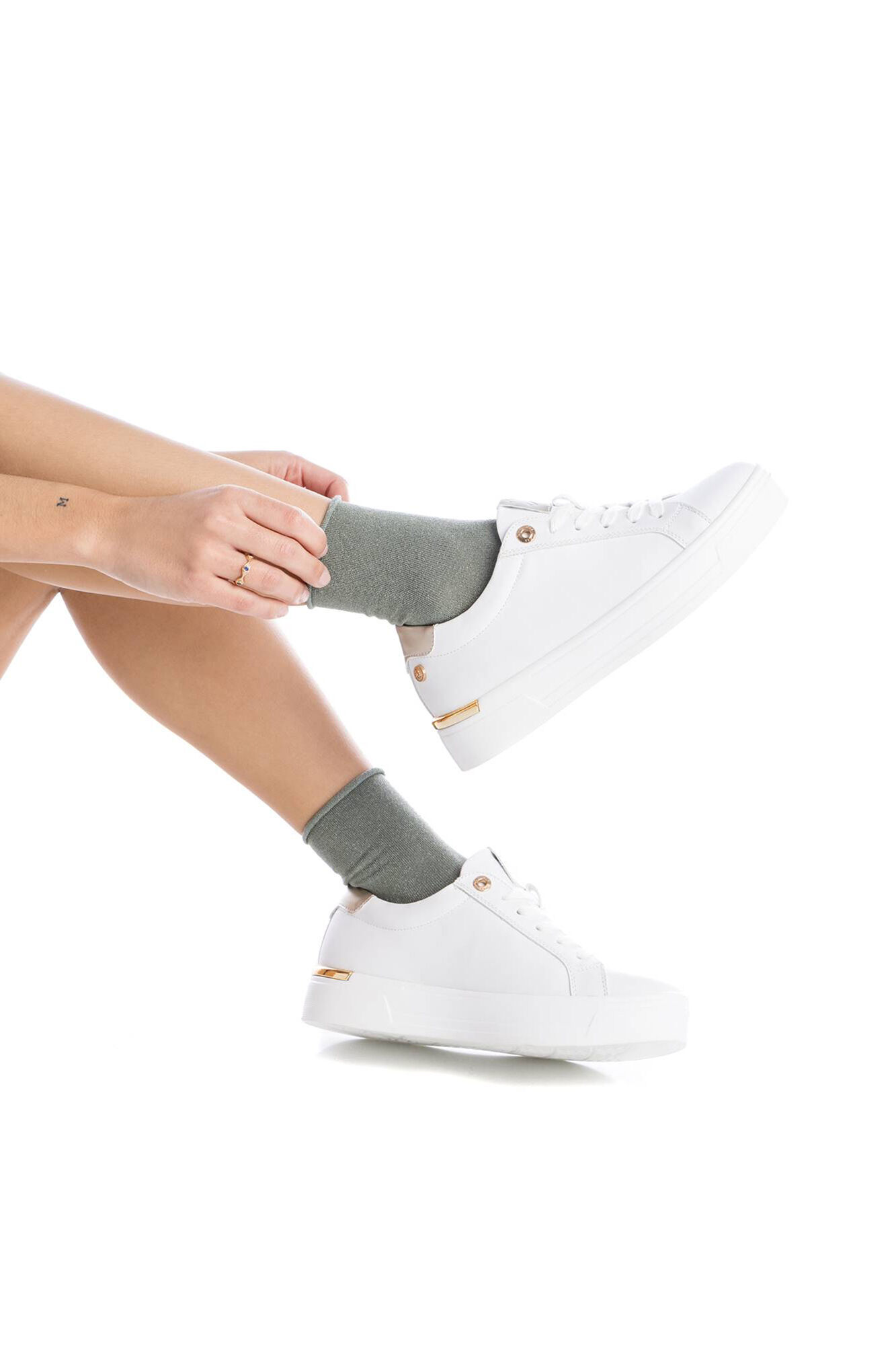 XTI Zapatilla casual de mujer