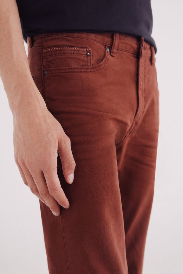 Springfield Pantal&oacute;n 5 bolsillos color slim fit naranja
