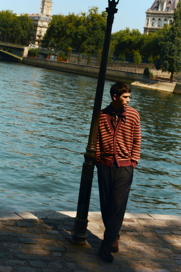 Springfield Pantal&oacute;n recto pliegues wide straight fit gris