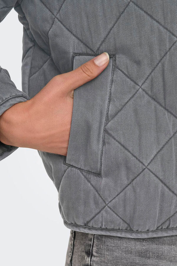 Only Chaqueta acolchada con detalle de costuras con rombos negro