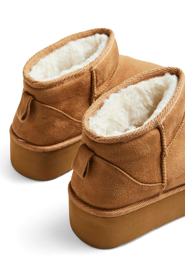 Pieces Zapatillas de estar por casa marrón