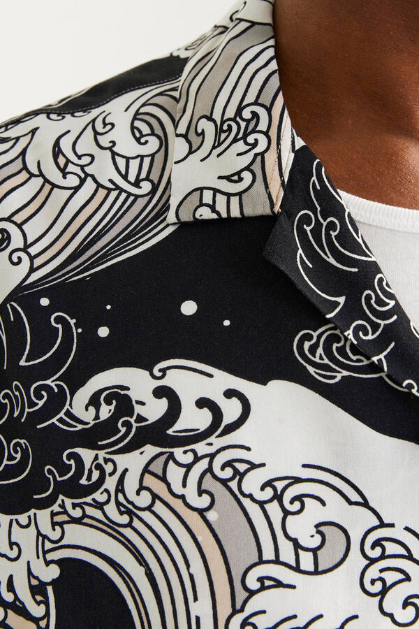 Jack & Jones Camisa manga corta estampado japon&eacute;s gris