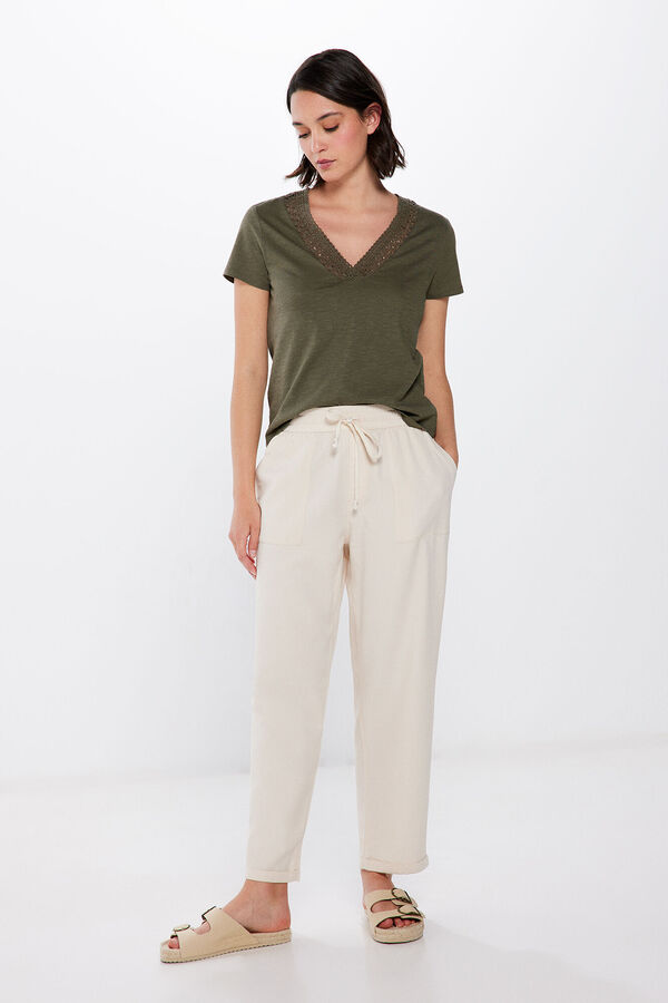 Springfield Camiseta Escote Pico Crochet kaki