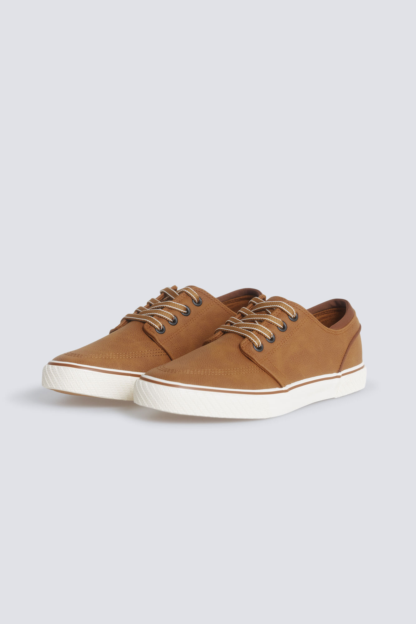 Springfield Sneaker ic&oacute;nica em efeito pele
