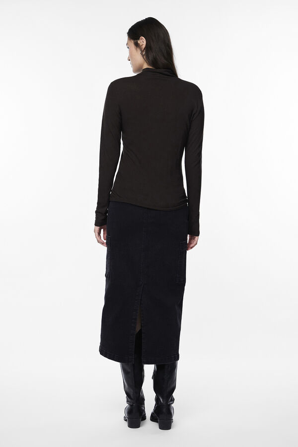 Pieces T-shirt b&aacute;sica em viscose preto