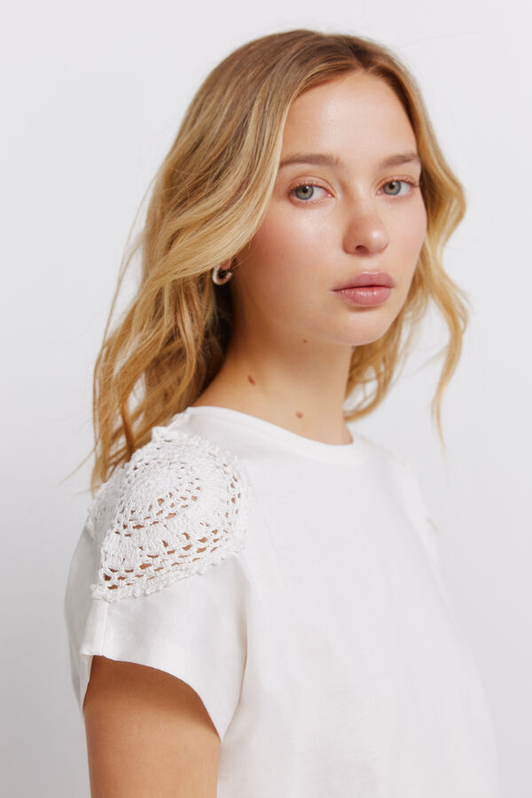 Springfield Camiseta crochet hombros blanco