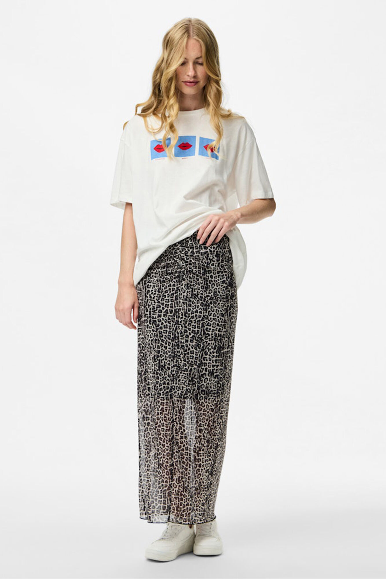 Pieces Falda transparente animal print con forro