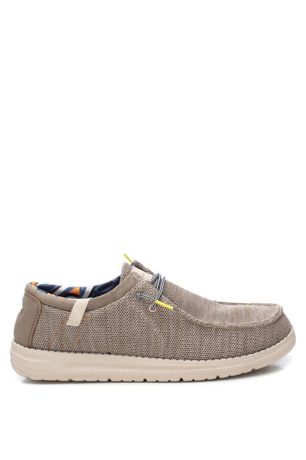 XTI Zapatos n&aacute;uticos beige