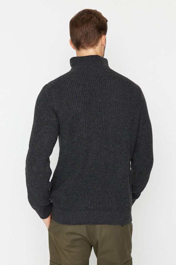 Trendyol Jersey estructura cuello camionero gris