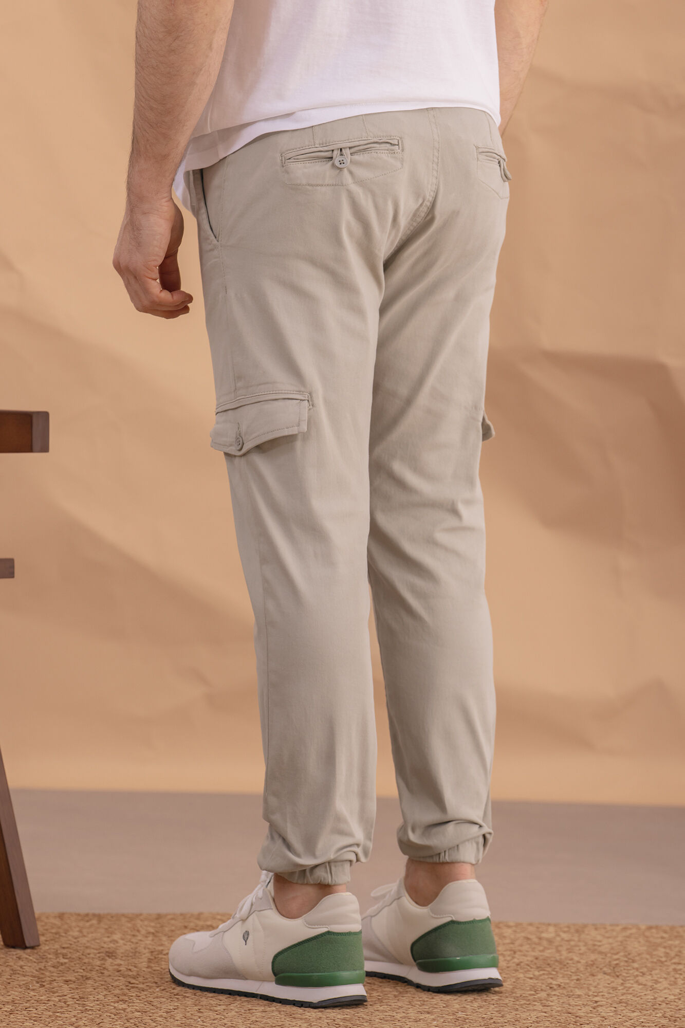Celopman Cal&ccedil;a cargo Chino com el&aacute;stico verde