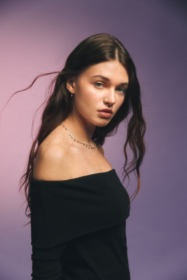 Springfield Camiseta hombros descubiertos negro