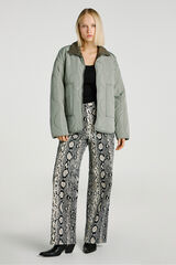 Jack & Jones Blus&atilde;o acolchoada cinzento