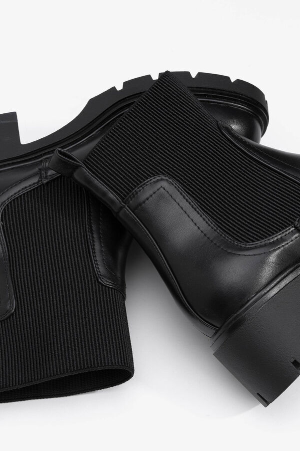 Tiffosi Botins com efeito couro preto