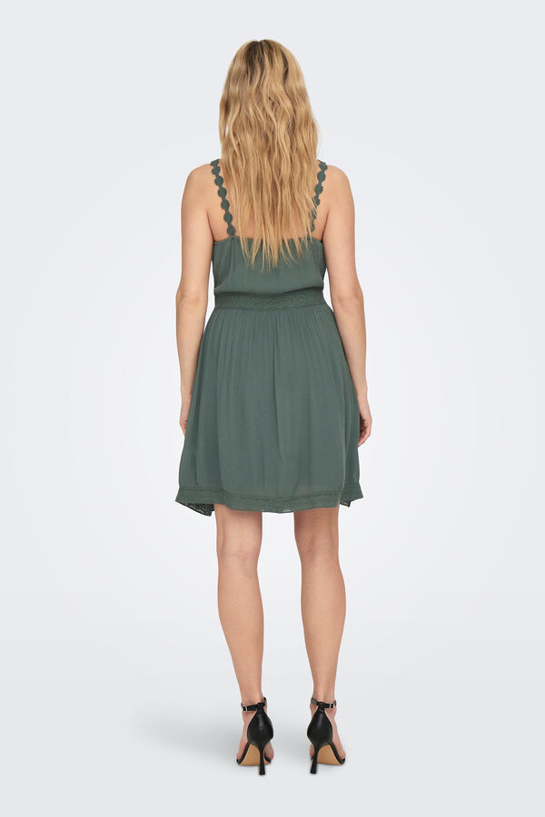 Only Vestido corto cuello pico verde