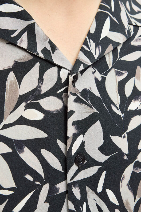 JJ REBEL Camisa de mangas curta com ajuste confortável  preto