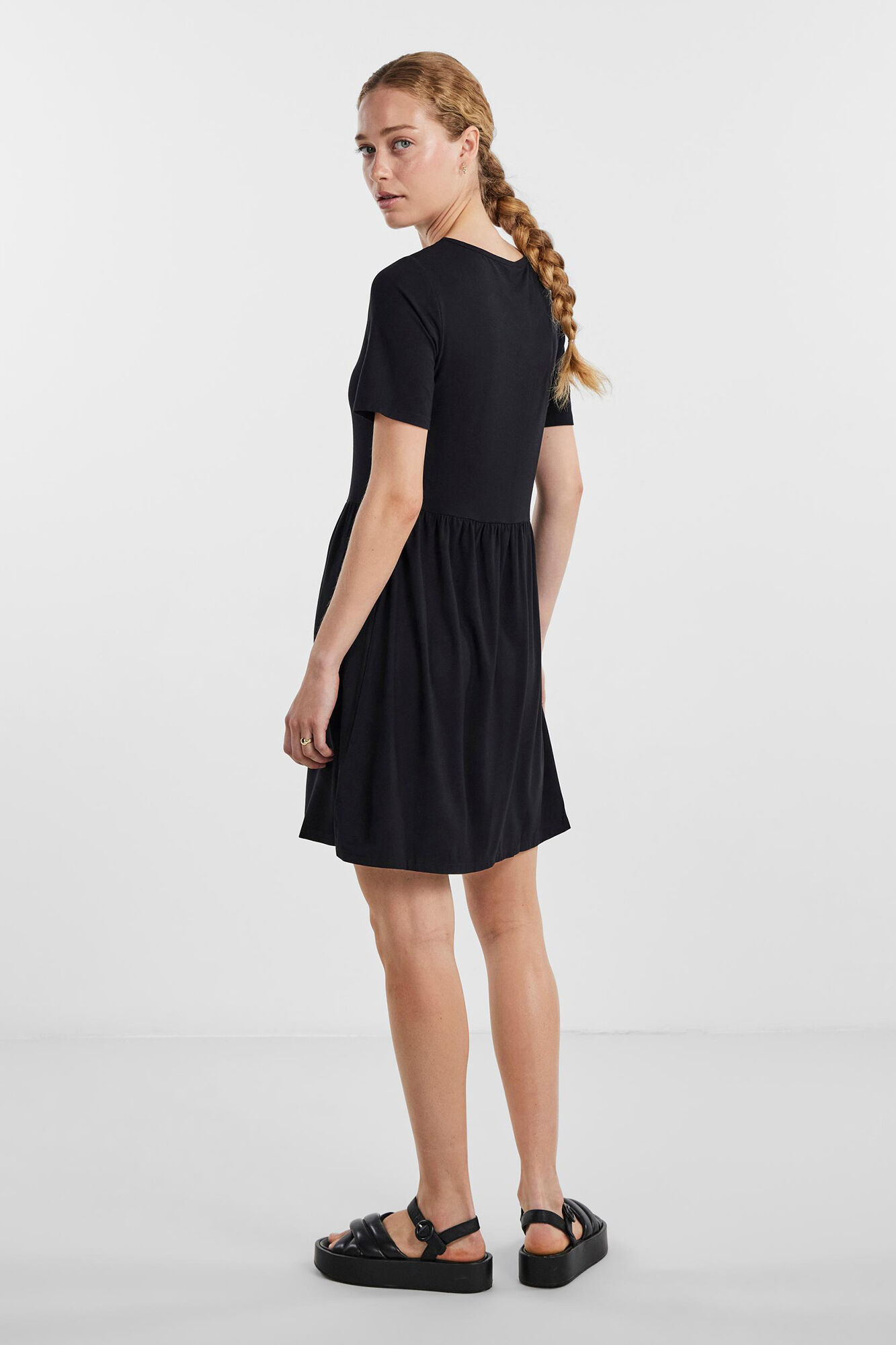 Pieces Vestido midi camisetero