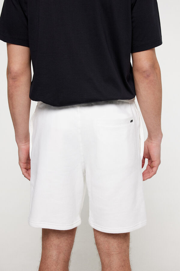 Superdry Bermuda jogger Loose Fit blanco