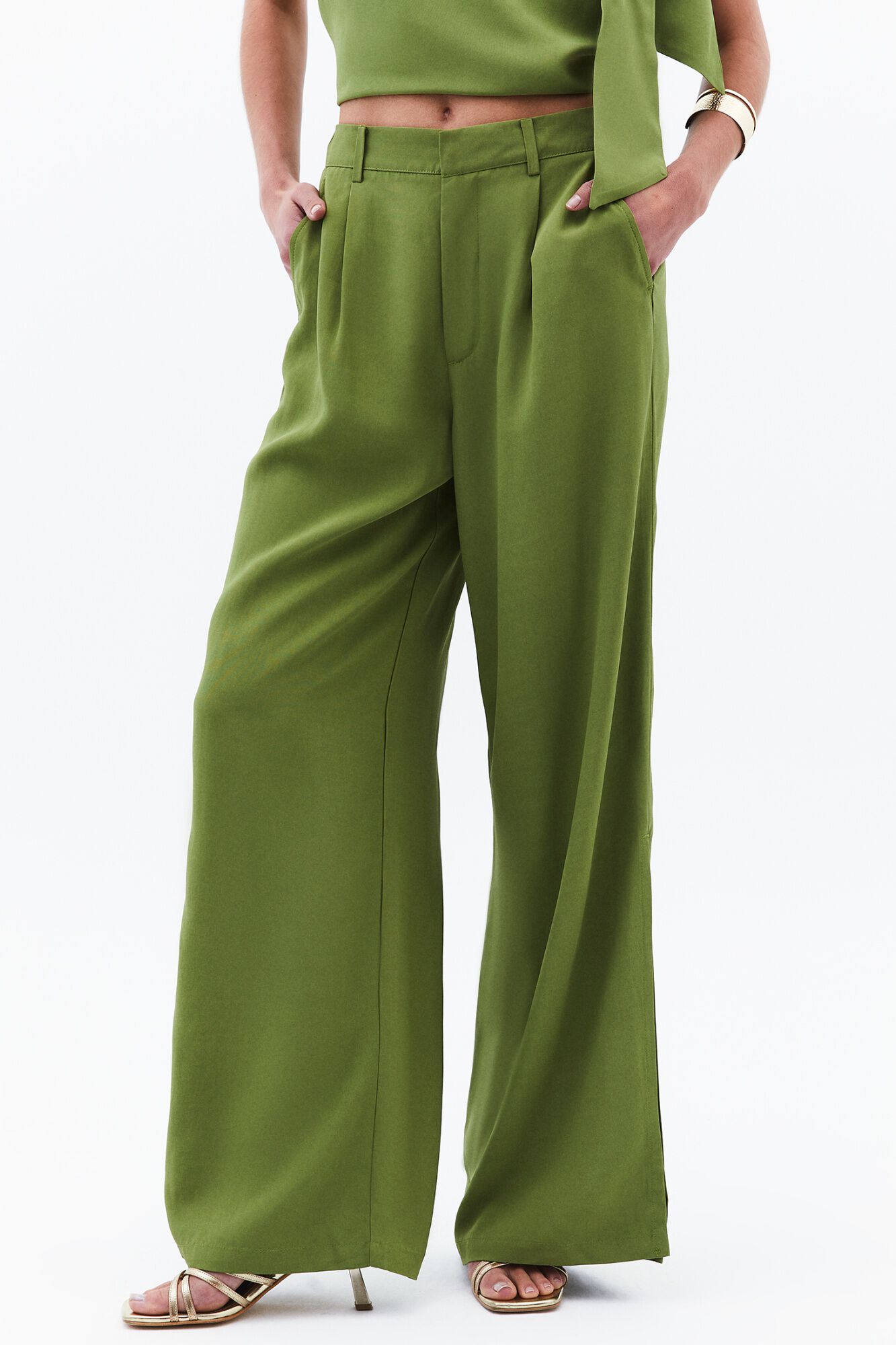 Oxxo Pantal&oacute;n palazzo
