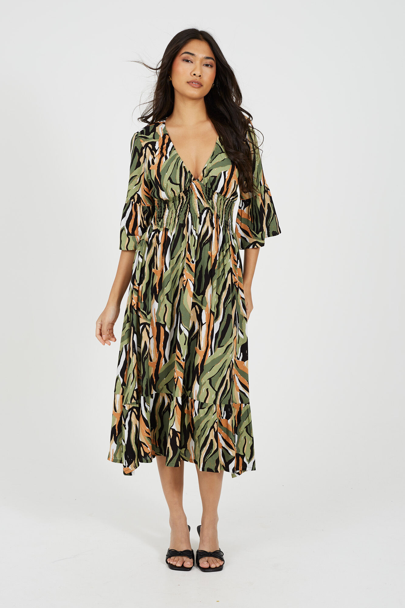 Brave Soul Vestido estampado de manga francesa