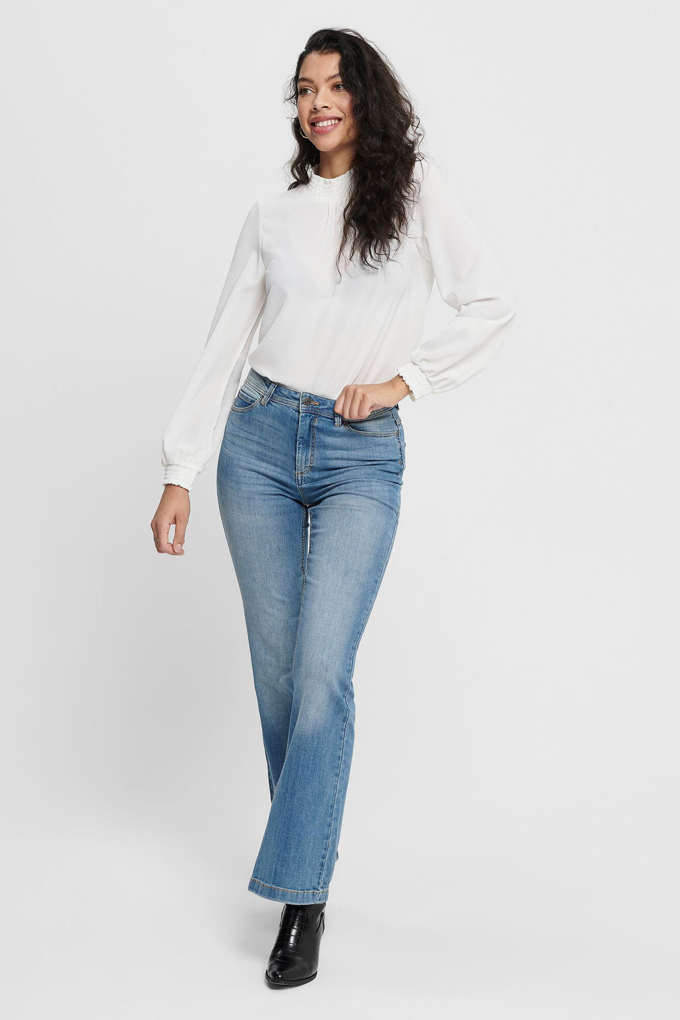 JDY Jeans flared cintura subida