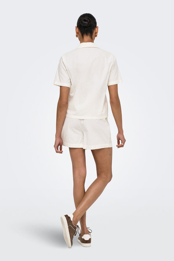 JDY Camisa de manga manga curta bordada branco