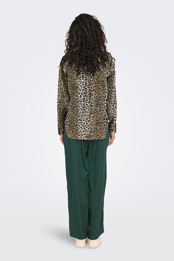 Only camisa de cetim cru