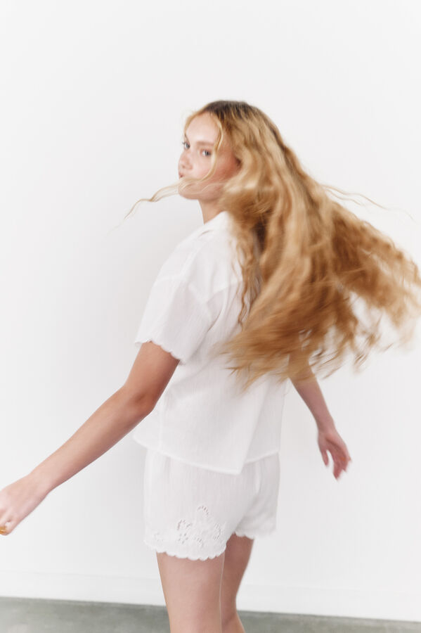 High Spirits Shorts "Dreamy" amarillo