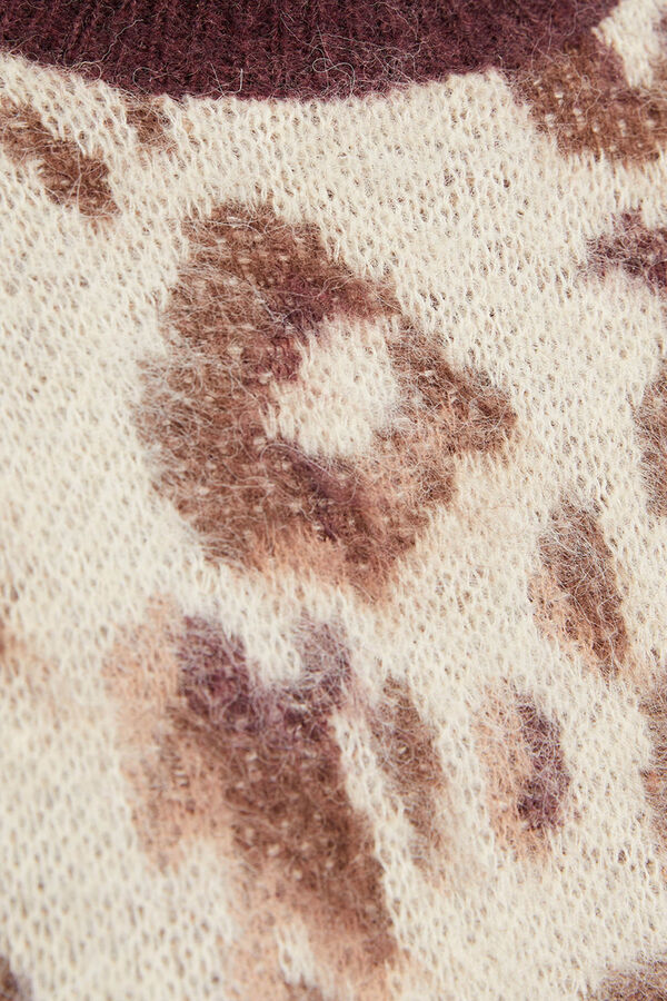 System Action Jersey jacquard animal print marfil