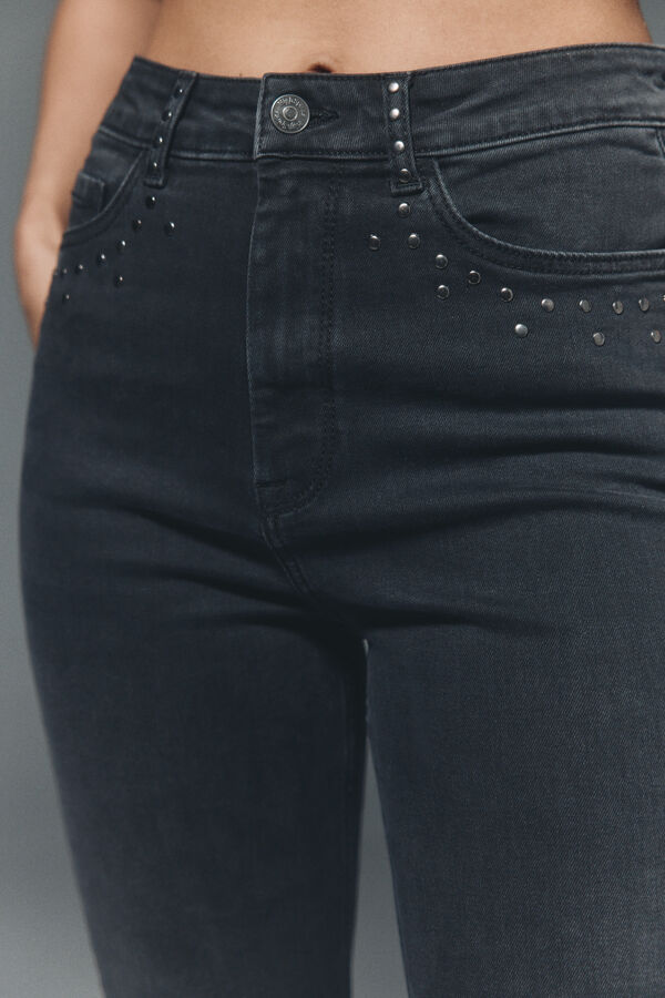 High Spirits Diz Cal&ccedil;a preto
