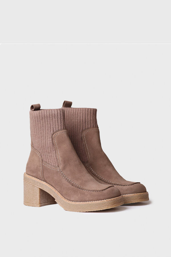 Toni Pons Botins com salto largo  camel