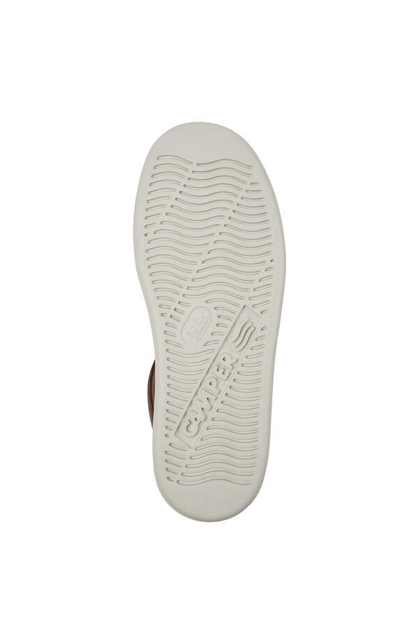Camper Sneakers castanhas para homem. cru