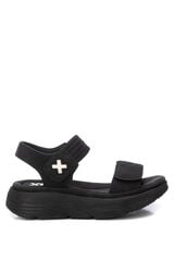 XTI Sandalia tiras el&aacute;sticas velcro negro