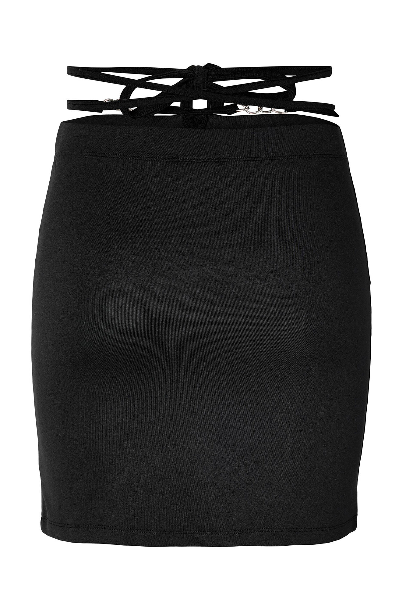 Noisy May Saia curta