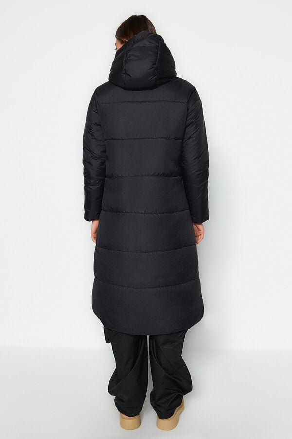 Trendyol Abrigo largo negro