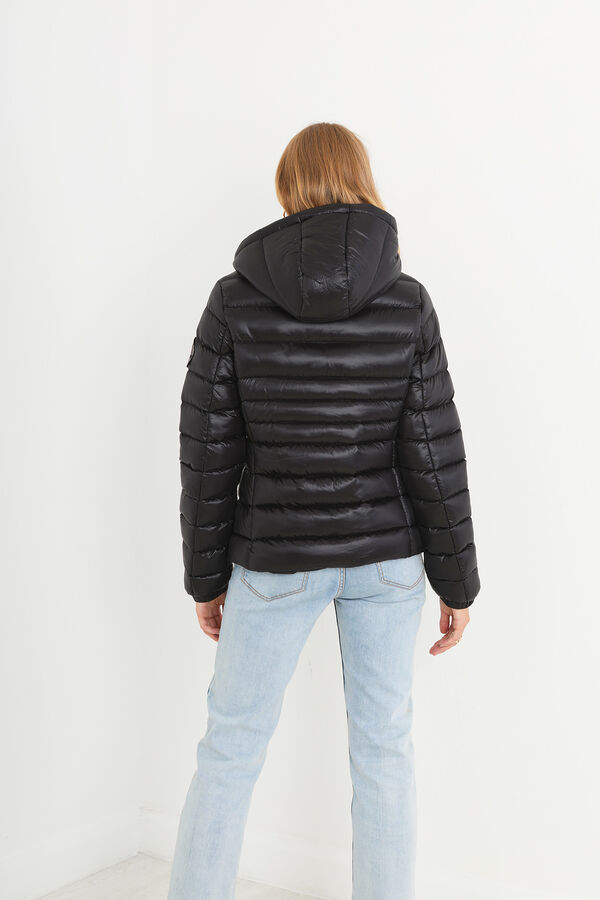 Brave Soul Plum&iacute;fero acolchado con capucha negro