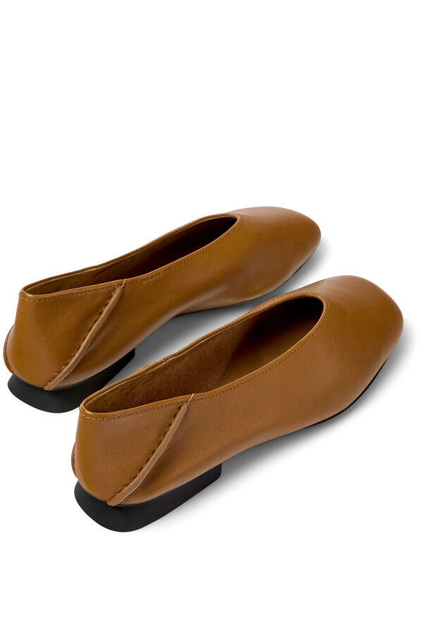 Camper Zapato Slip-On minimalista nude