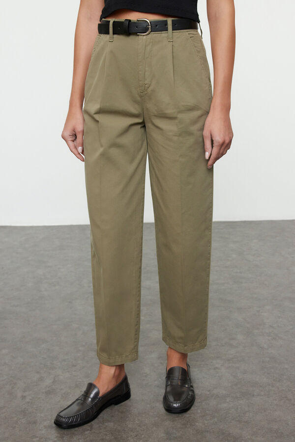 Trendyol Cal&ccedil;a cal&ccedil;a da mam&atilde;e Caqui escuro