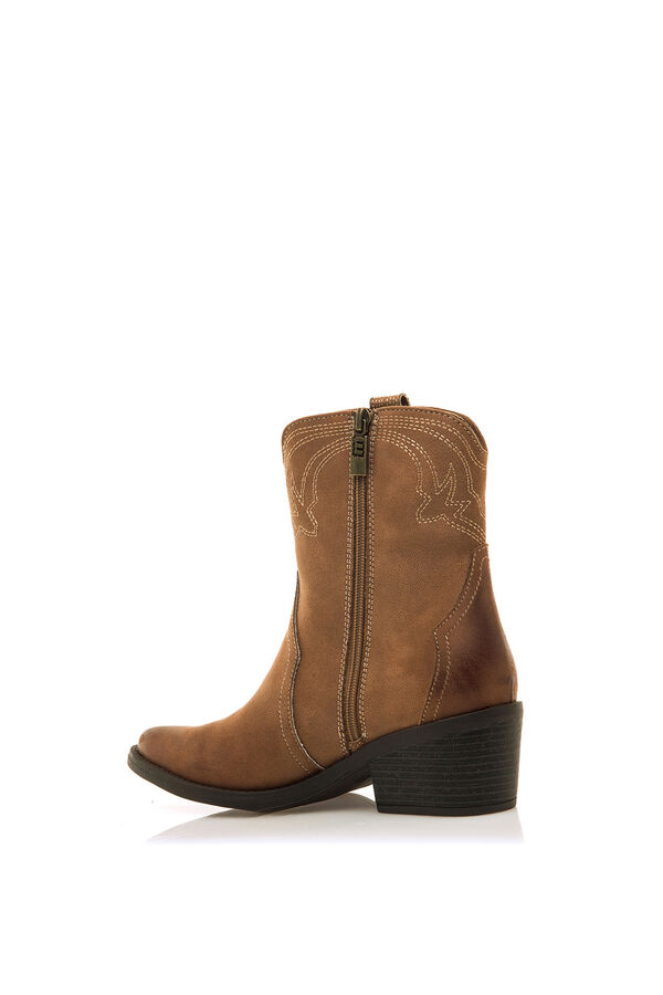 MTNG Bot&iacute;n Tanubis nude