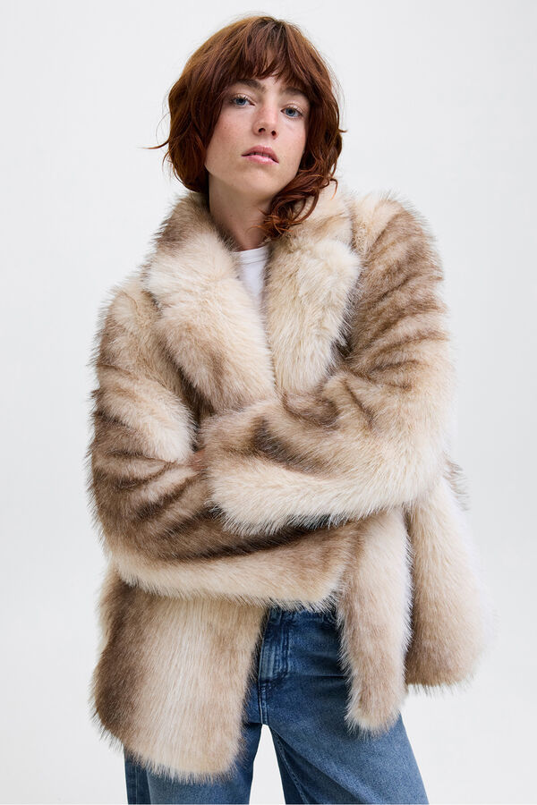 Jack & Jones Sobretudo de pele sint&eacute;tica cinzento