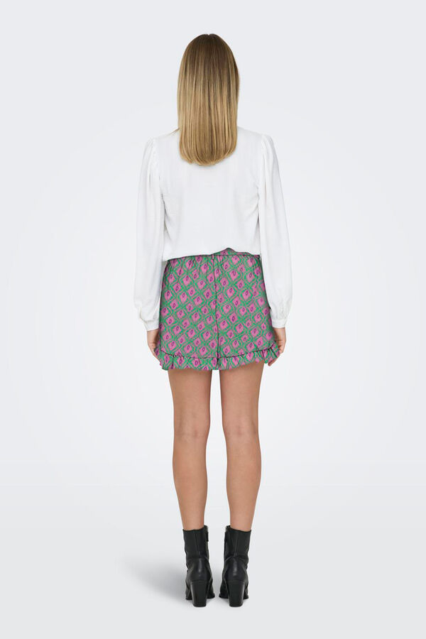 Only Shorts volantes verde