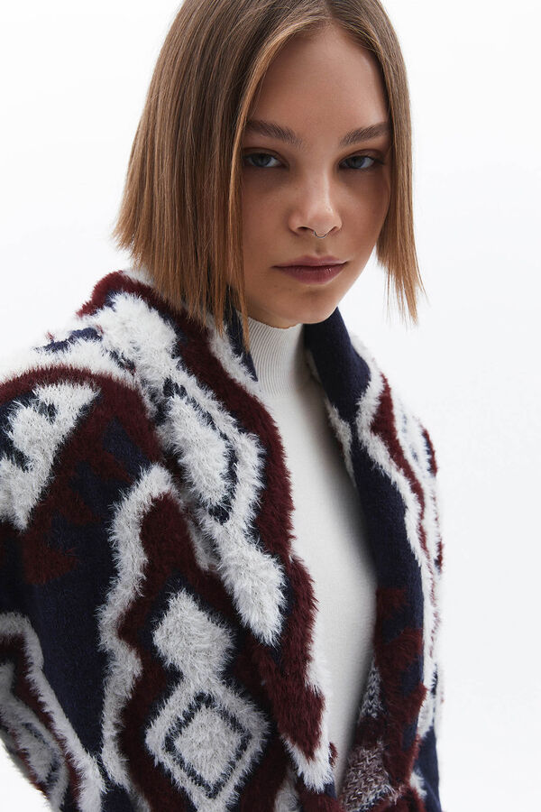 Oxxo C&aacute;rdigan jacquard marr&oacute;n