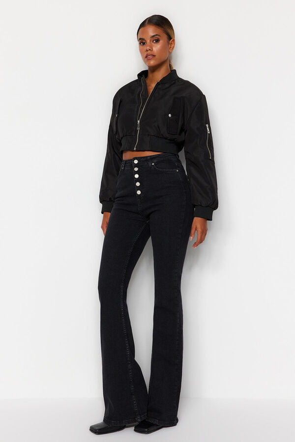Trendyol Jeans flare negro
