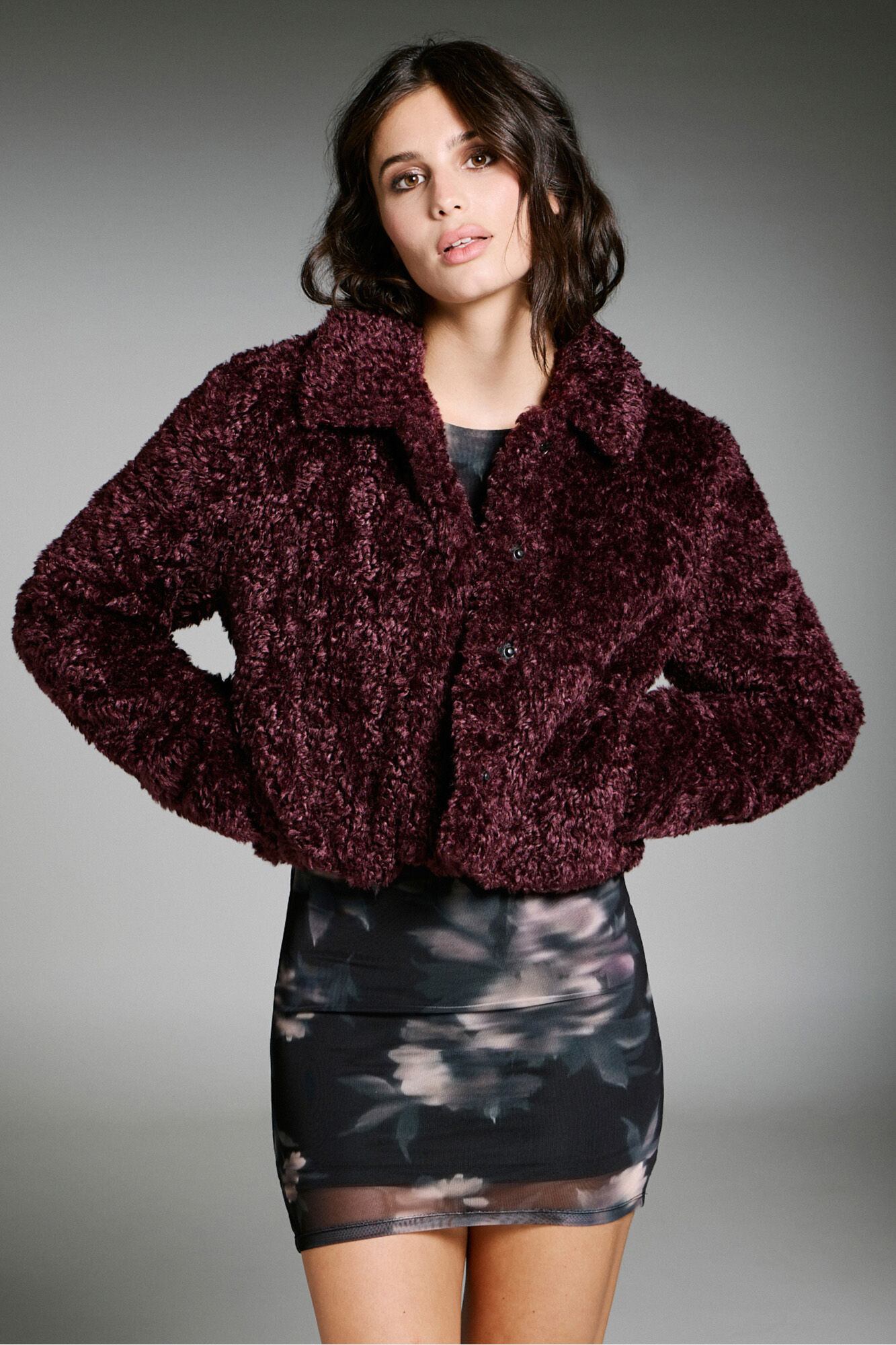 Only Abrigo corto efecto pelo