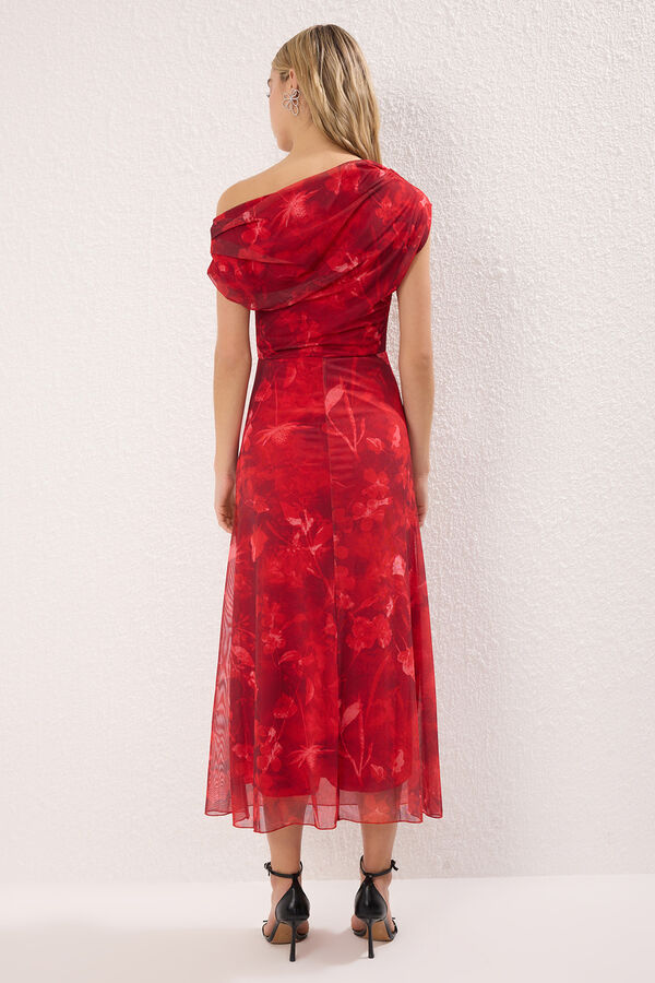 Trendyol Vestido maxi asim&eacute;trico rojo