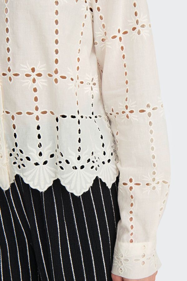 JDY Camisa manga larga bordada blanco